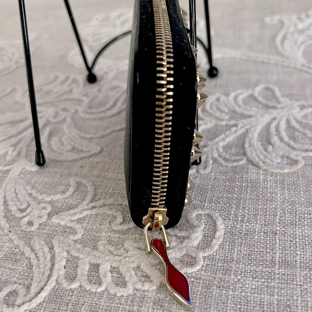Christian Louboutin Authentic Panettone Studded Black Leather Wallet - Picture 4 of 16